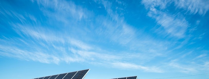 What is a Solar Inverter? Complete Homeowner's Guide (2025)
