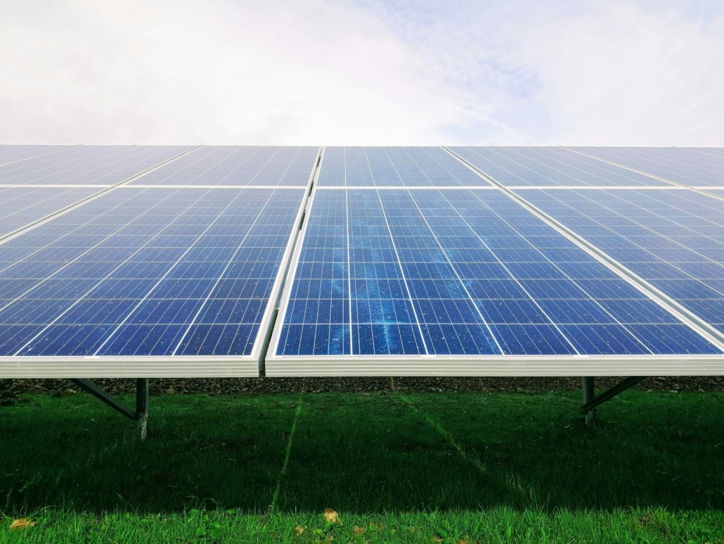 Advantages and Disadvantages of Solar Energy (2025 Update)