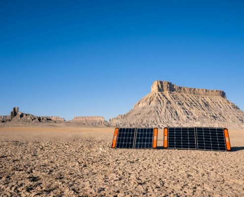 How Long Do Solar Batteries Last? (2025 Lifespan Guide)