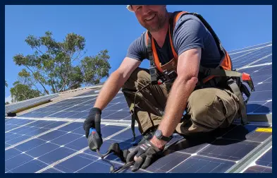 Rooftop Solar Panel Installation in Laredo